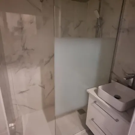 Apartment Studio Dans De Tourisme